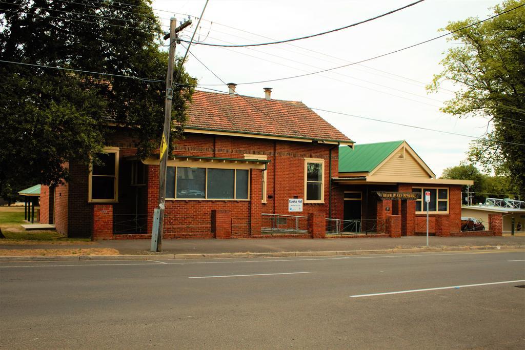Ballarat Eureka Lodge Motel Bagian luar foto