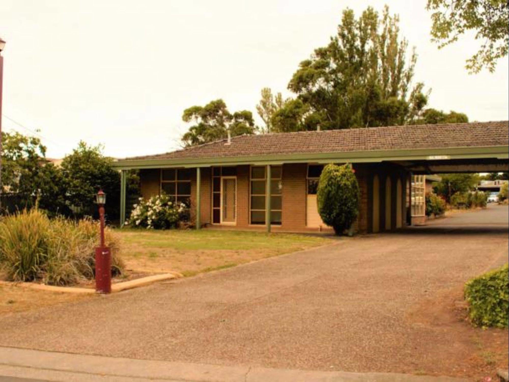 Ballarat Eureka Lodge Motel Bagian luar foto