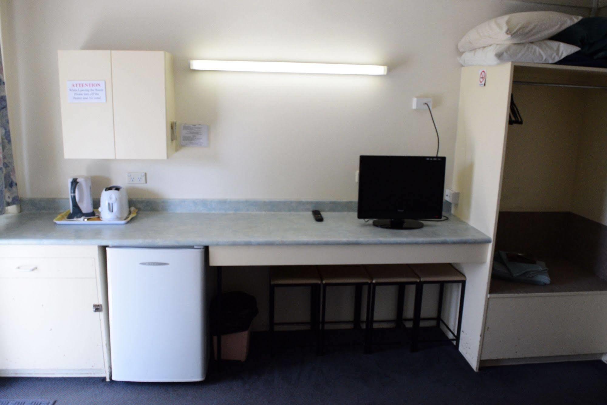 Ballarat Eureka Lodge Motel Bagian luar foto