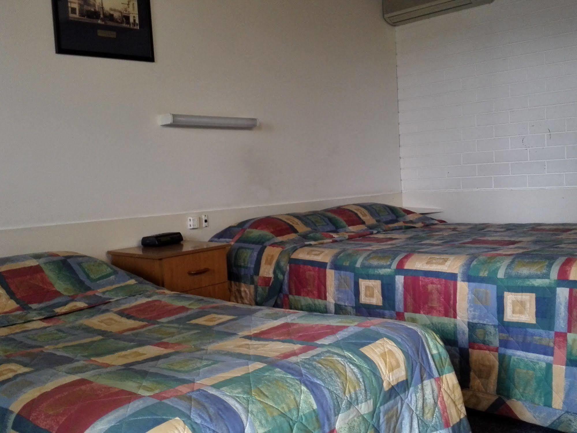 Ballarat Eureka Lodge Motel Bagian luar foto