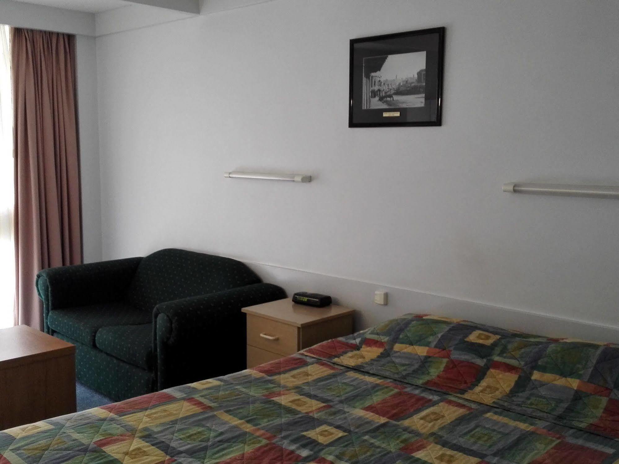 Ballarat Eureka Lodge Motel Bagian luar foto